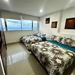 Apartamento con vista al mar piso 19 Bocagrande