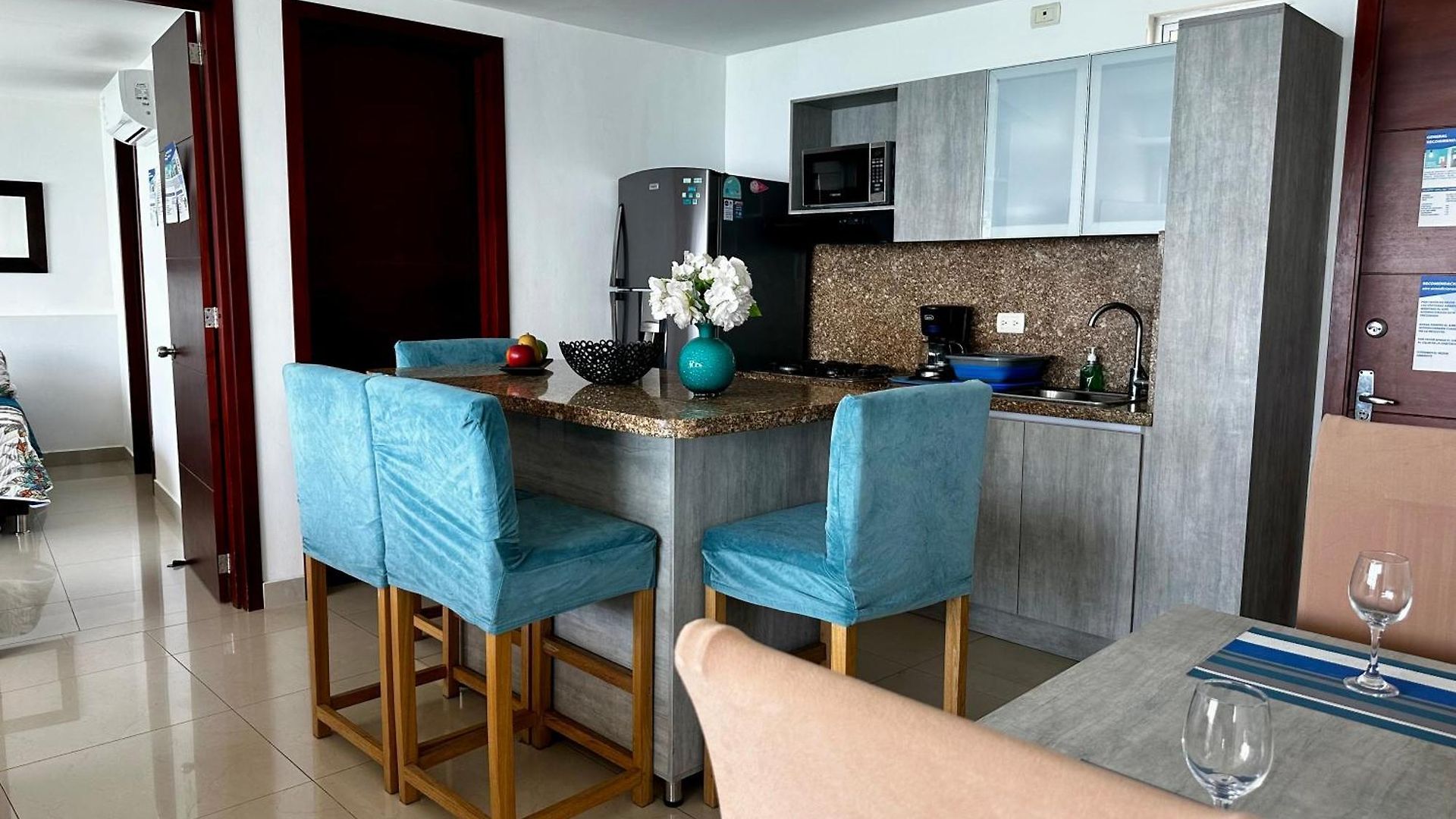 Apartamento Con Vista Al Mar Piso 19 Bocagrande Cartagena