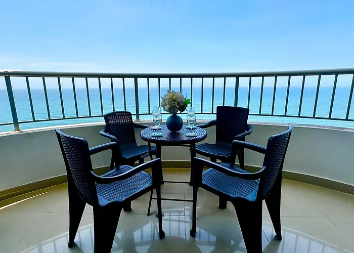 Apartamento con vista al mar piso 19 Bocagrande
